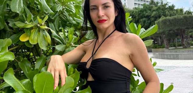 Model - Princess Monica tightass