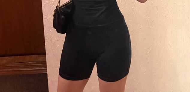 Model - Emily submissive