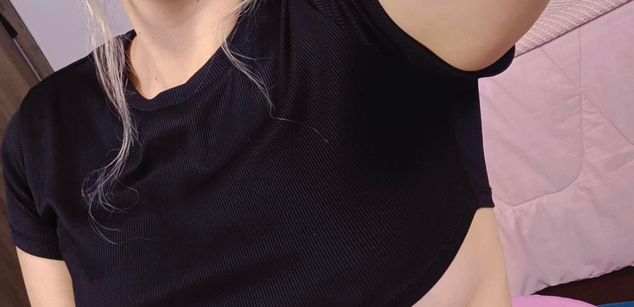 Model - sally tits