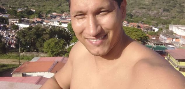 Model - tommy_ban latino
