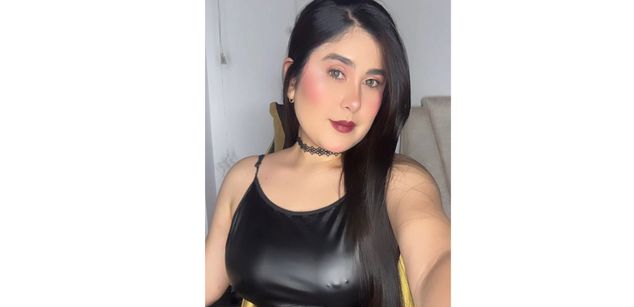 Model - AzaraLatinGirl playful