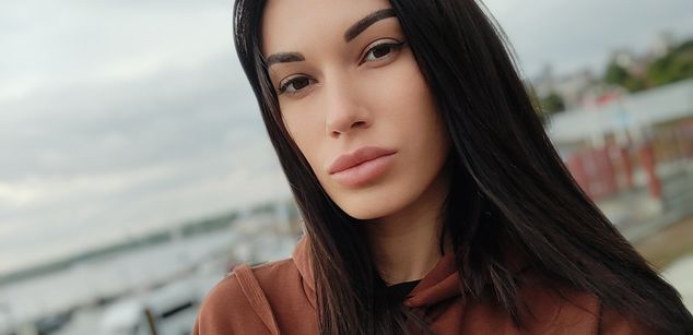 Model - eugenia beautiful