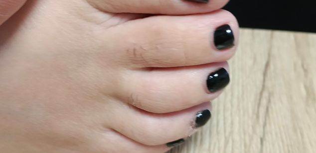 Model - Anastacia Blues hairy