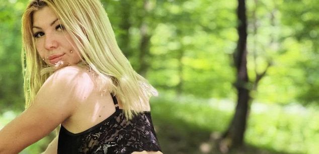 Model - Roxye_Sinner squirt