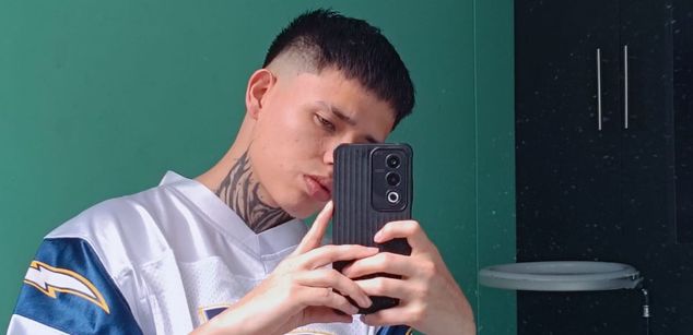 Model - justin moon naughty