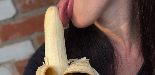Model - Snow White HUGE TITS {{tag}}