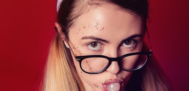 Model - ReneeCaprice femdom