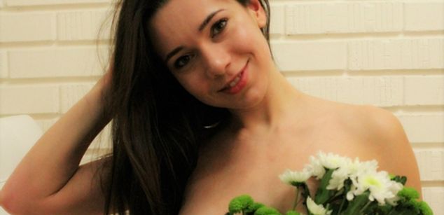 Model - Kaisy squirt