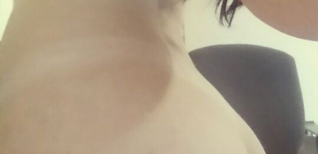 Model - Annaida horny