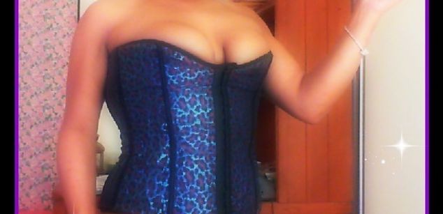 Model - Exquisite Evelyn sex