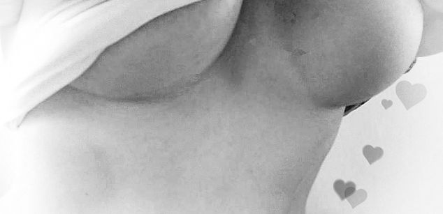 Model - Rebelrose camgirl