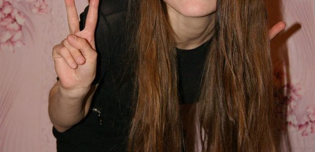 Model - Victoria teen