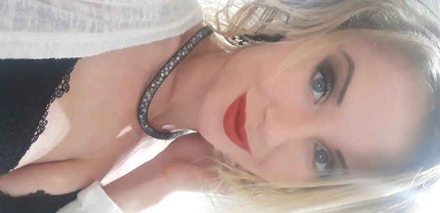 Model - Alice friendship