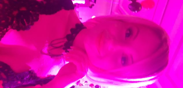 Model - Alice friendship