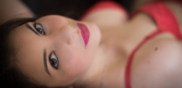 Model - Lori Vixen naughty