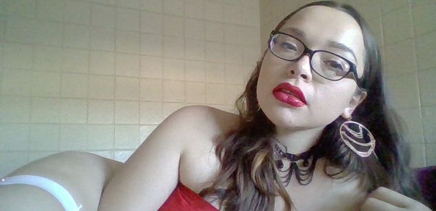 Model - Kiska Digitalis escort