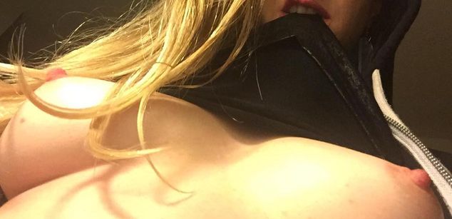 Model - Arya Arka bdsm