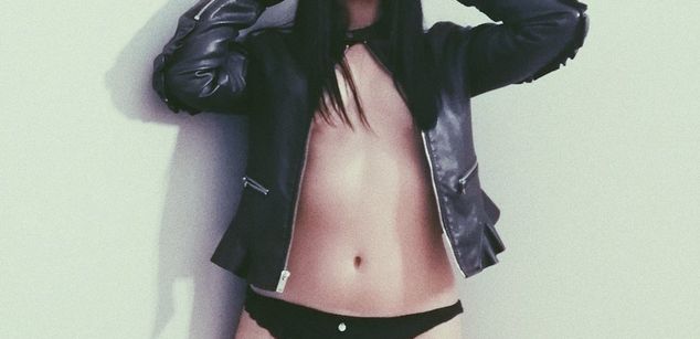 Model - Antonela  dirty