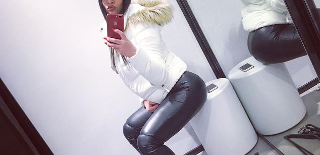 Model - Atena footfetish