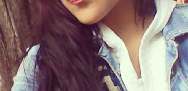 Model - ana cooper Hot