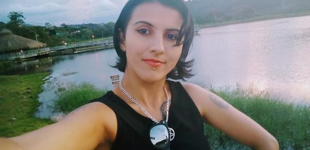 Model - luna tightpussy