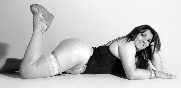 Model - laurabigass anal