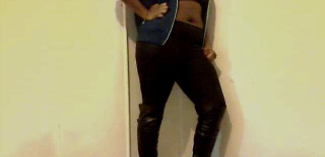 Model - Hardnipples sissy