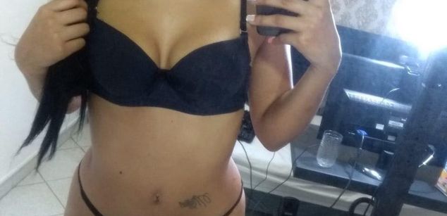 Model - Dana Taylor experiencia