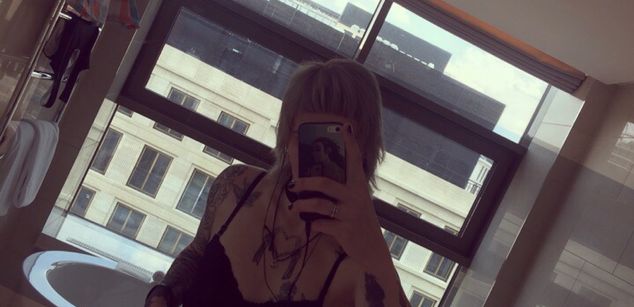 Model - Lilith Black dt