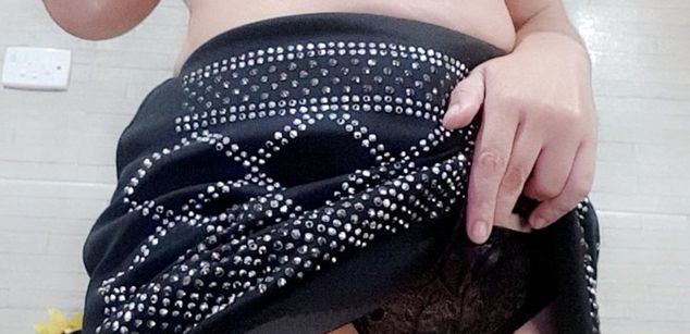 Model - ANAL QUEEN Vivian Dash sissy