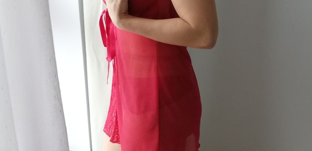 Model - Lucy Hot 36 shaved