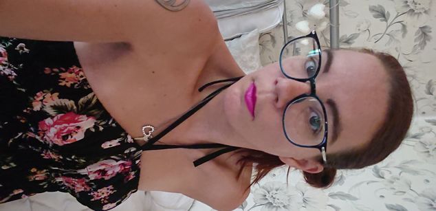 Model - Mrs Eva-Lynn Queen humiliation