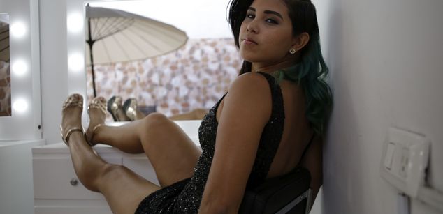 Model - Deina Dumont dance