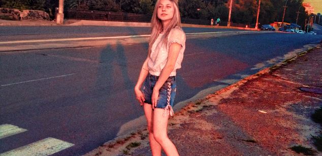 Model - Victoria teen