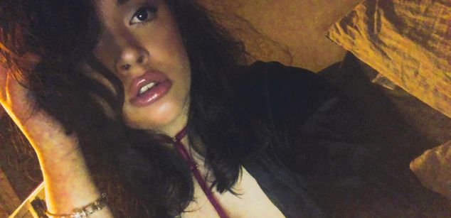 Model - HOT MINX MILLIE taboo