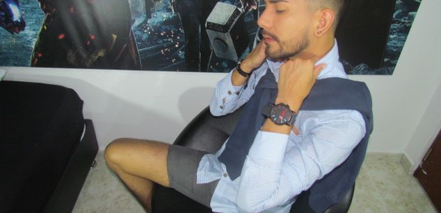 Model - Max Miller cum