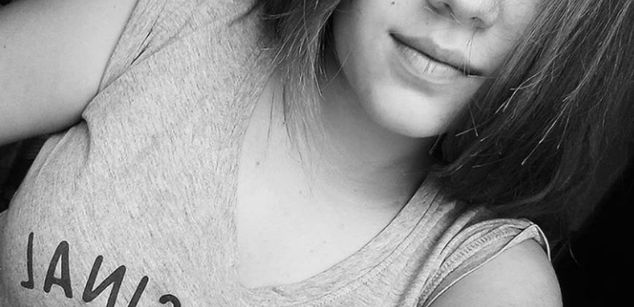 Model - LizkaOni spendtime