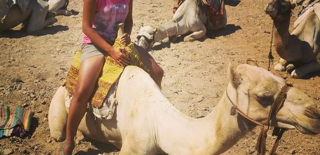 Model - LeydiS queen