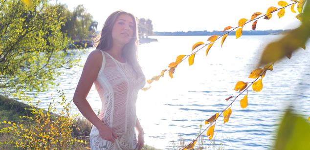 Model - Naira squirt