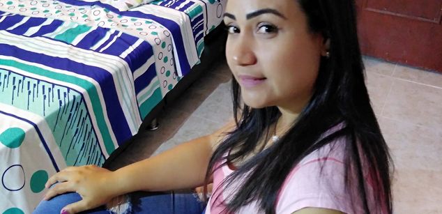 Model - Zara Smith pussy