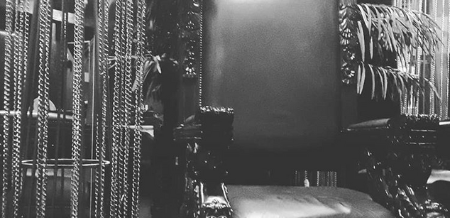 Model - Zara Rose findom