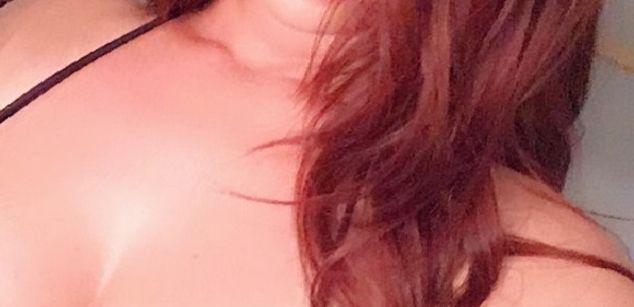 Model - Ashli Belle brunette