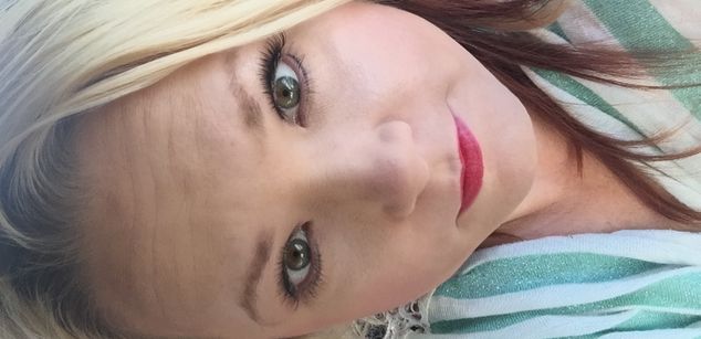 Model - Starr Noir 7