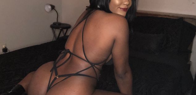 Model - Lana Kane dom