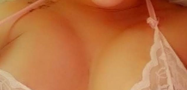 Model - LexxxyLoo bigass