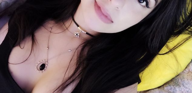 Model - Mafhy spanks