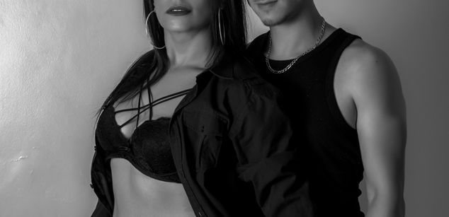 Model - LujuriousDuo cum