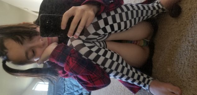 Model - Seifuku-lery goth