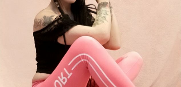 Model - Domina Kali kink