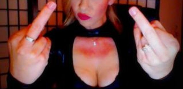 Model - Worship Freya humiliation